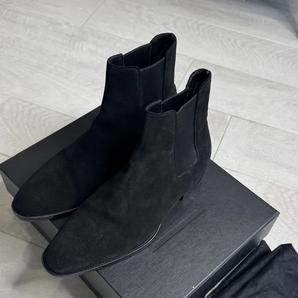 Saint Laurent | Shoes | Saint Laurent Mens Dark Suede Ankle  display picture 1